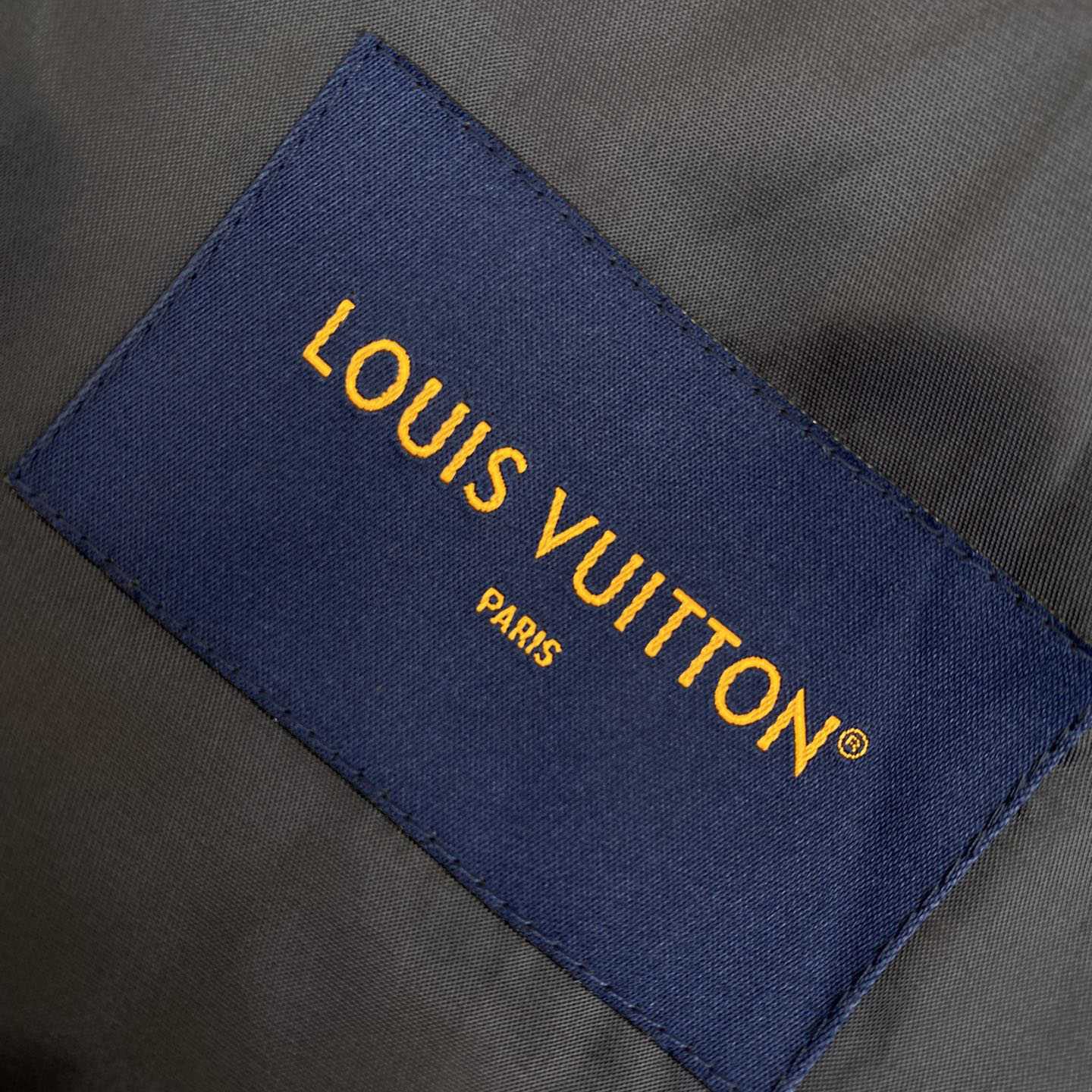 Louis Vuitton Denim Velvet Souvenir Jacket  1AGIMI - FashionPlug