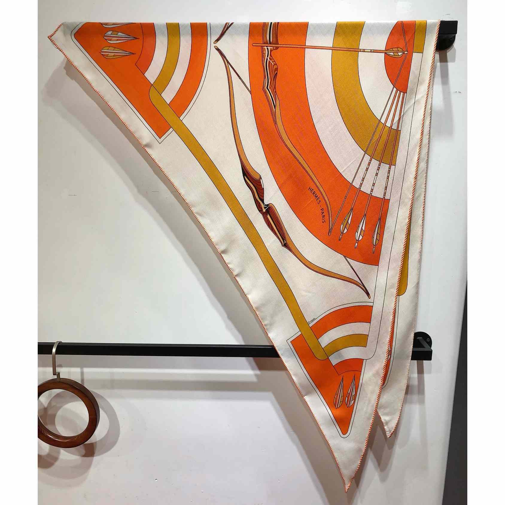 Hermes Giant Triangle - FashionPlug