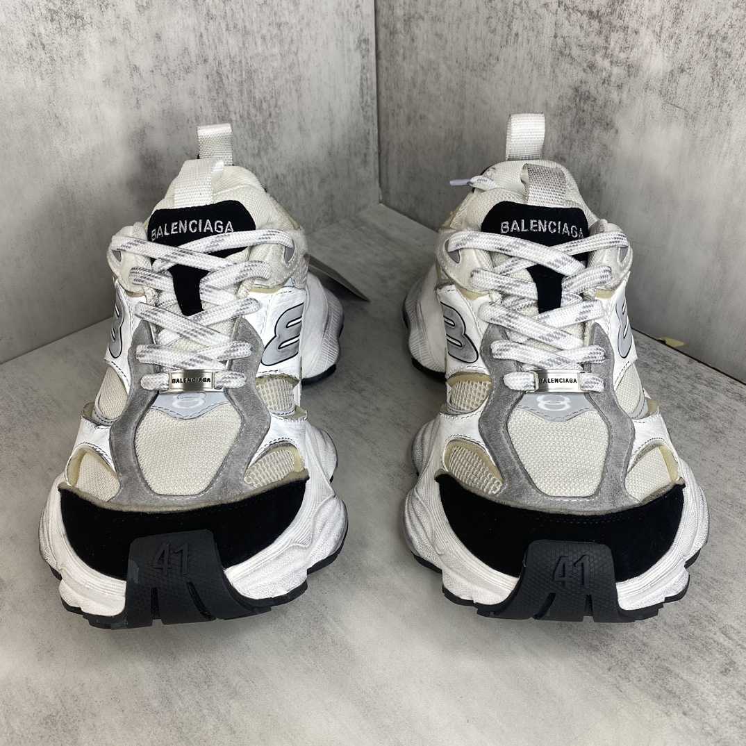 Balenciaga Cargo Sneaker - FashionPlug
