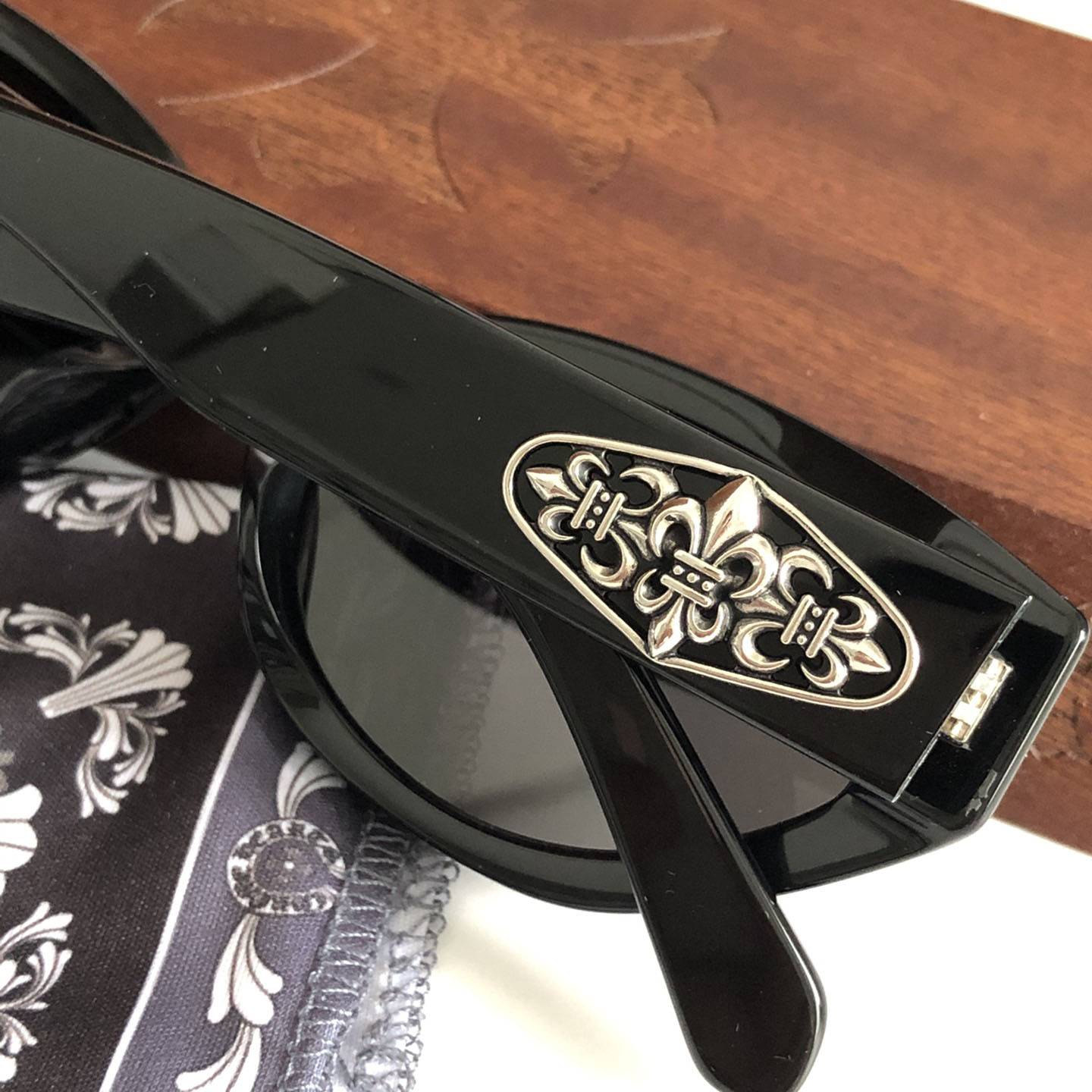 Chrome Hearts CH8295 Glasses - FashionPlug