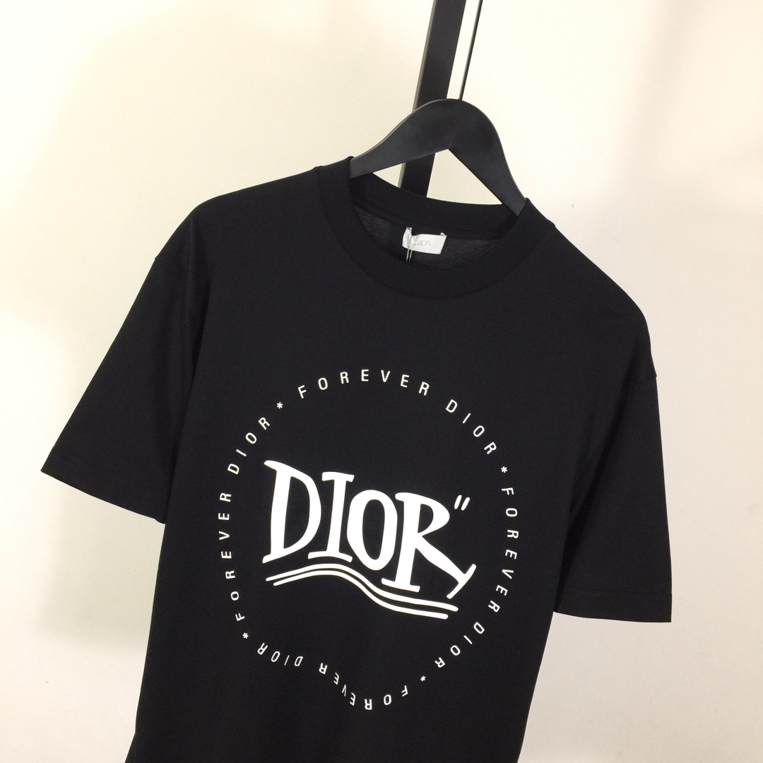 Dior Logo T-Shirt - FashionPlug