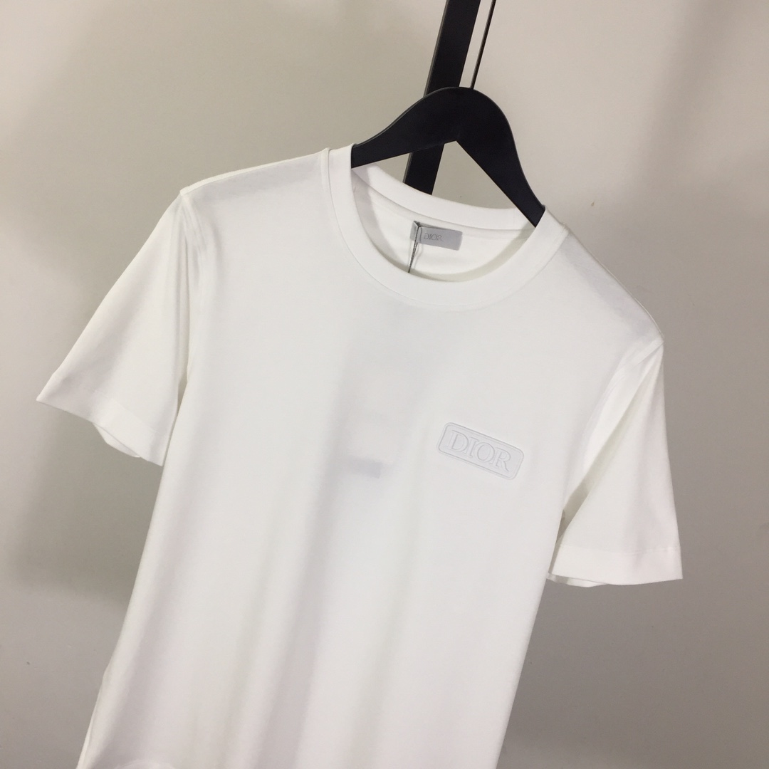 Dior Logo T-Shirt - FashionPlug