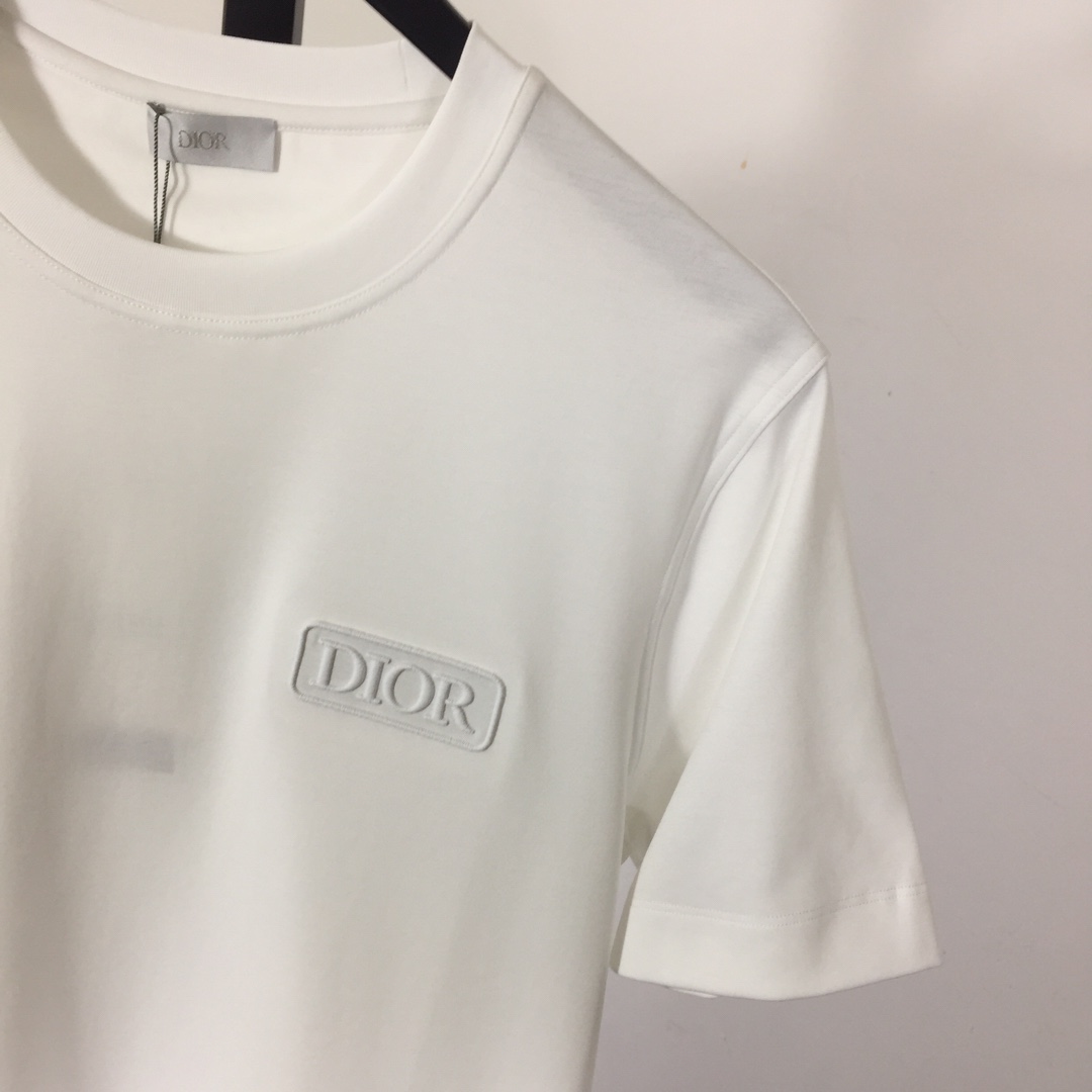 Dior Logo T-Shirt - FashionPlug
