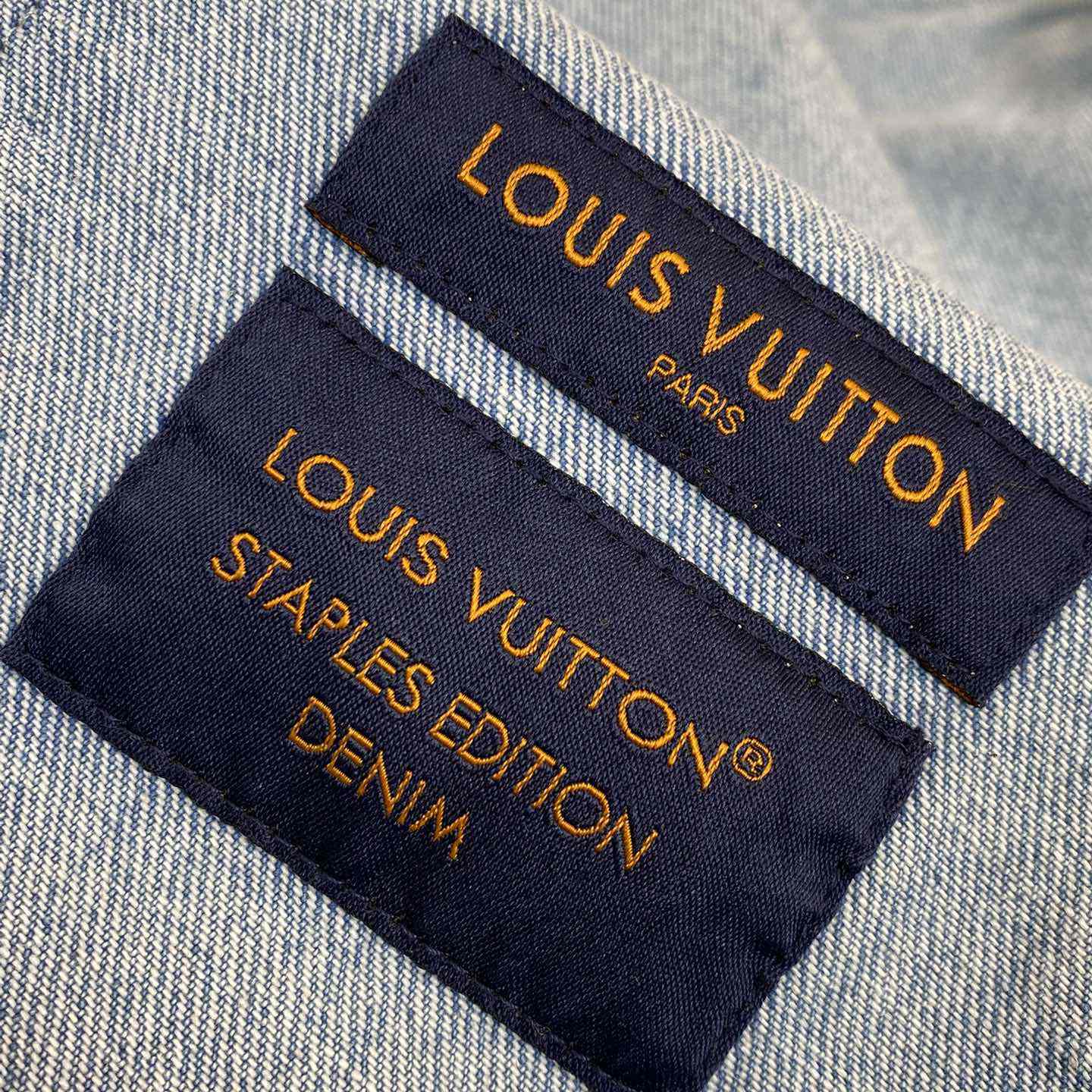 Louis Vuitton Short-Sleeved Denim Shirt  1AGJOP - FashionPlug