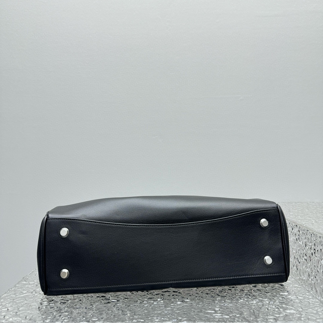 Balenciaga Rodeo Large Handbag In Black - FashionPlug