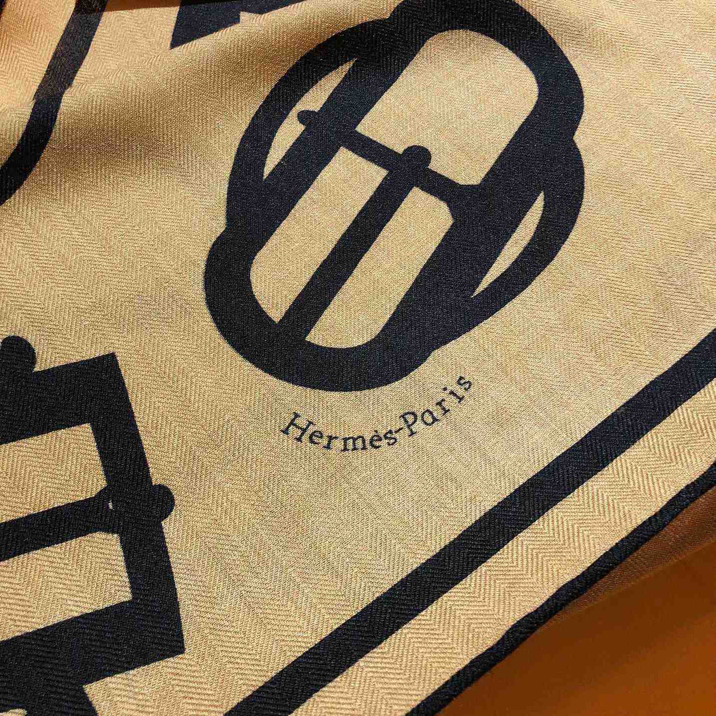 Hermes Bouclerie Moderne En Casaques Giant Triangle - FashionPlug