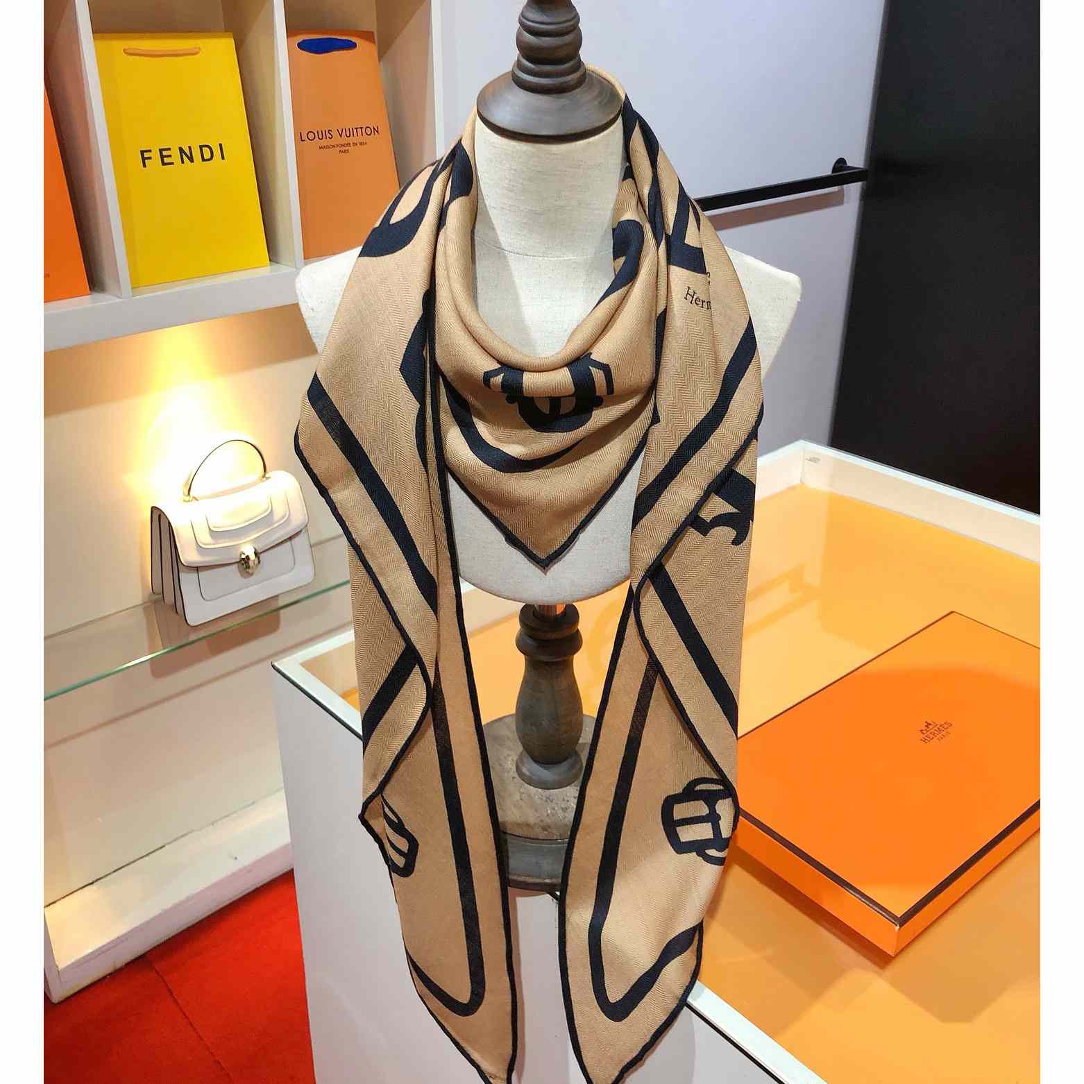 Hermes Bouclerie Moderne En Casaques Giant Triangle - FashionPlug
