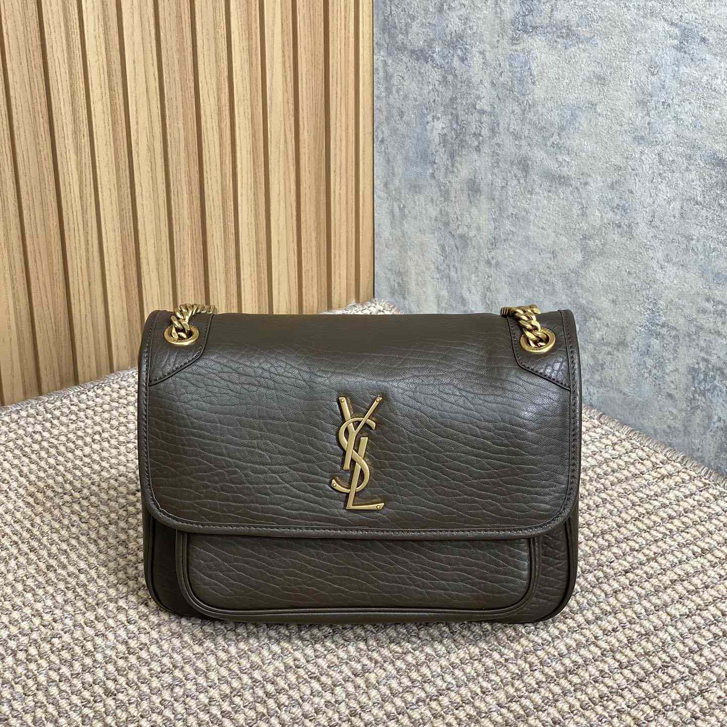 Saint Laurent Niki Medium In Grained Lambskin - FashionPlug