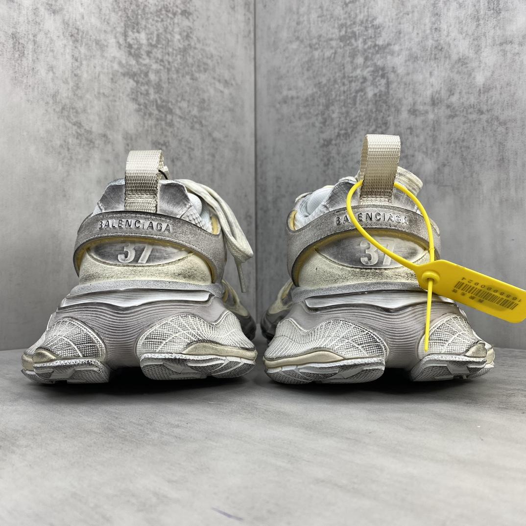 Balenciaga Cargo Sneaker - FashionPlug