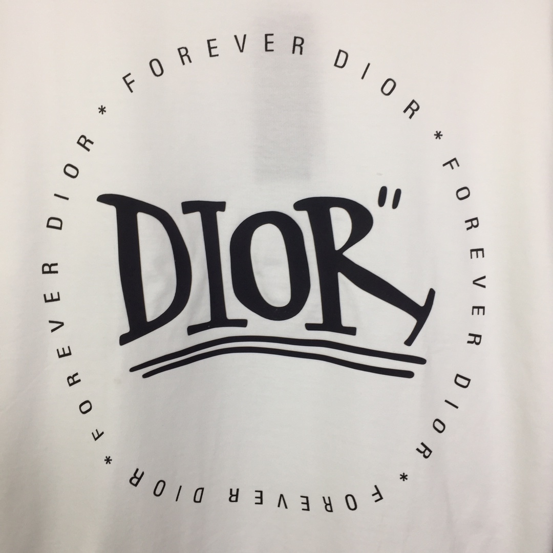 Dior Logo T-Shirt - FashionPlug