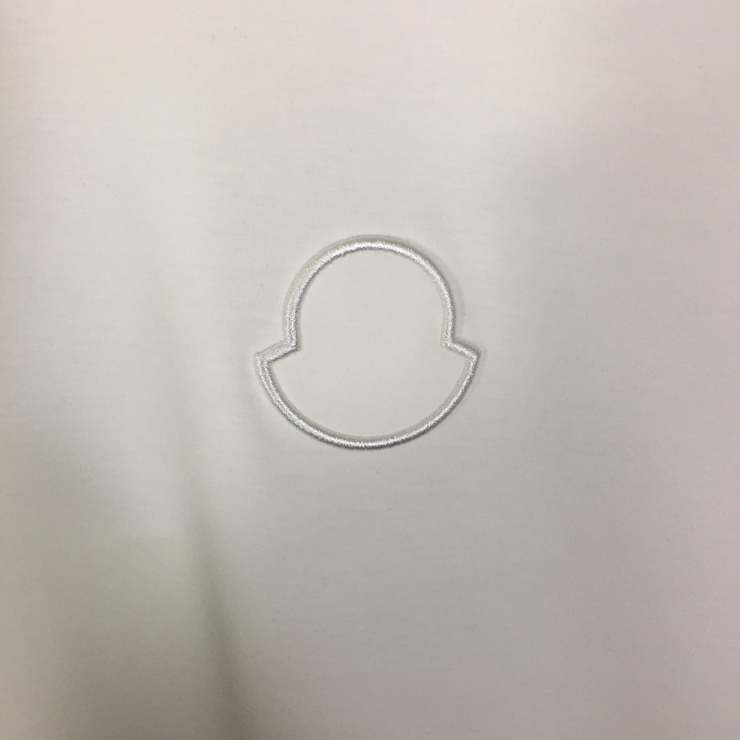 Moncler Logo T-Shirt - FashionPlug