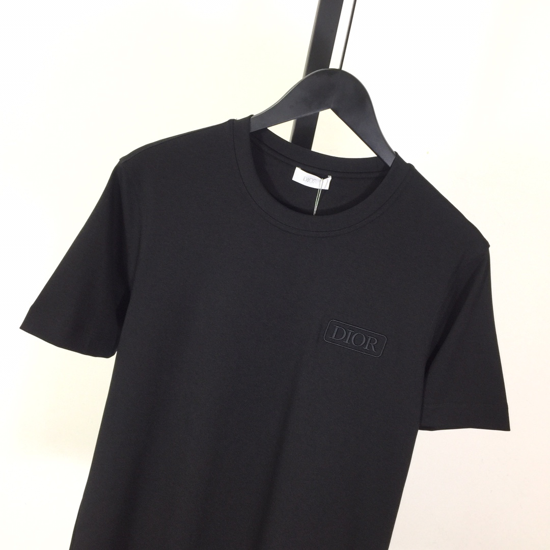 Dior Logo T-Shirt - FashionPlug