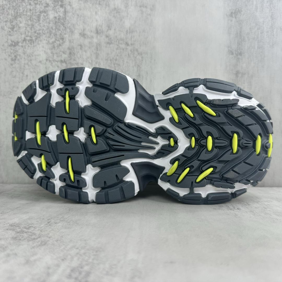 Balenciaga 6XL Sneaker  - FashionPlug