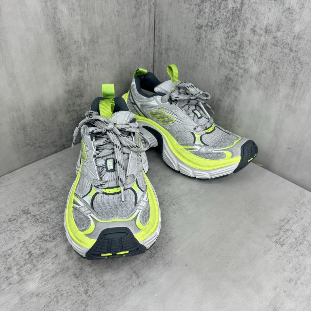 Balenciaga 6XL Sneaker  - FashionPlug