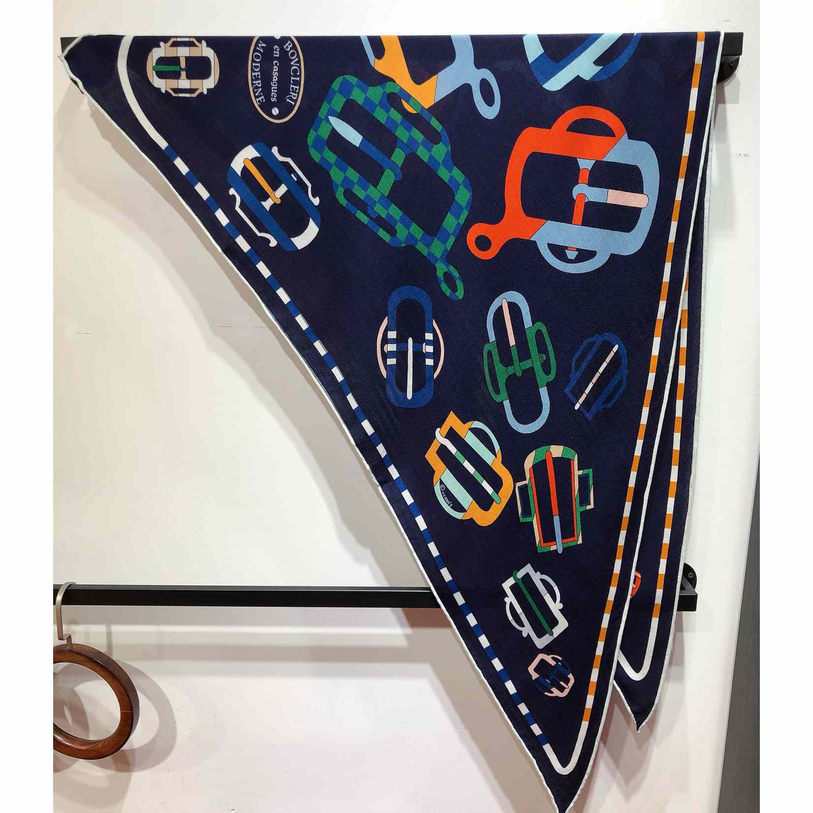 Hermes Bouclerie Moderne En Casaques Giant Triangle - FashionPlug