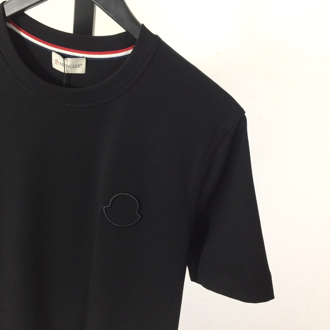 Moncler Logo T-Shirt - FashionPlug