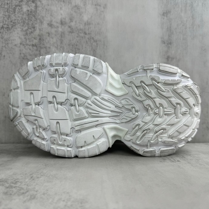 Balenciaga 6XL Sneaker In White - FashionPlug