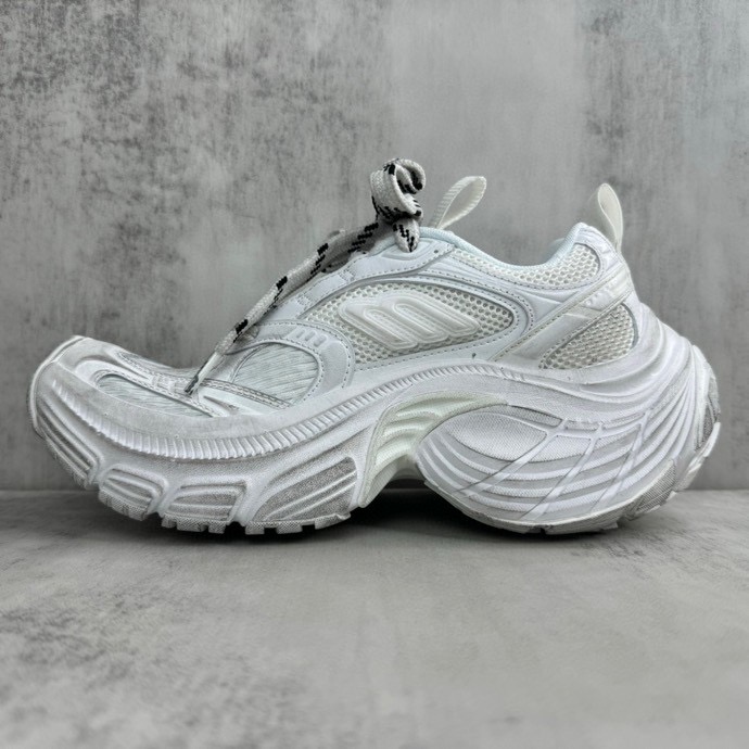 Balenciaga 6XL Sneaker In White - FashionPlug