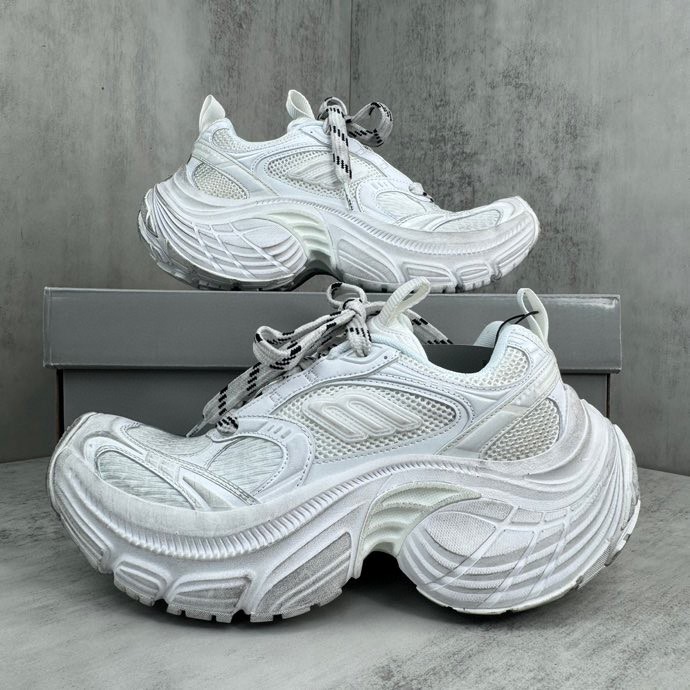 Balenciaga 6XL Sneaker In White - FashionPlug