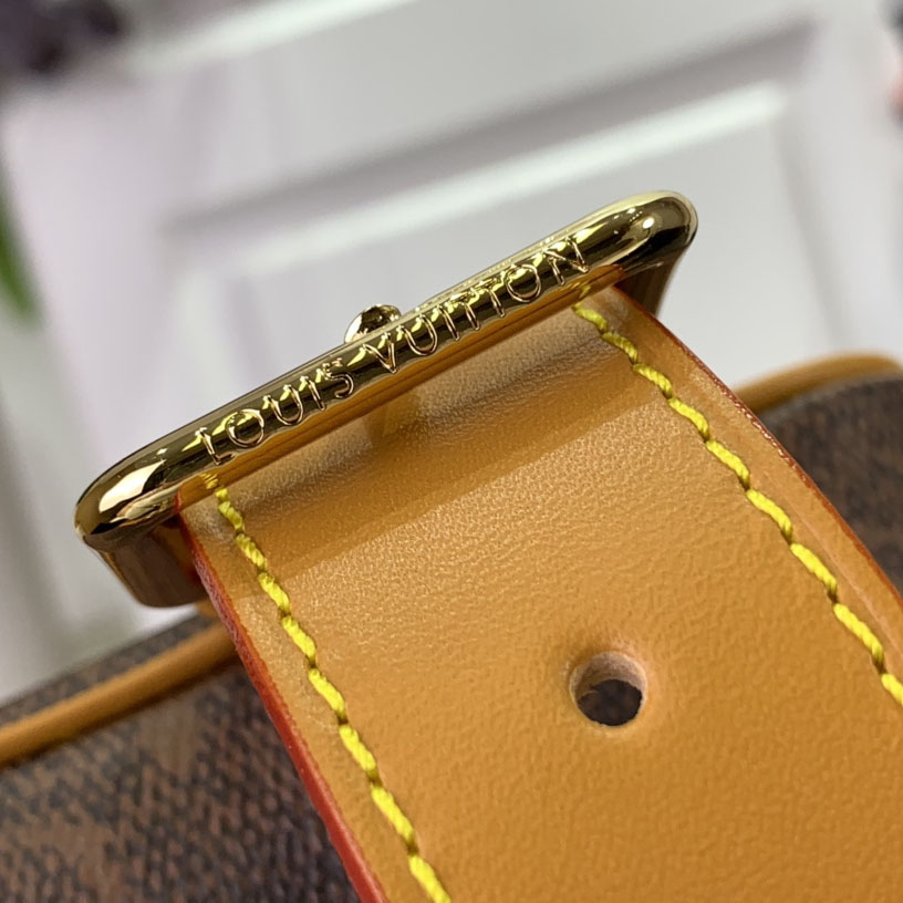Louis Vuitton Locker Dopp Kit  M11765 - FashionPlug