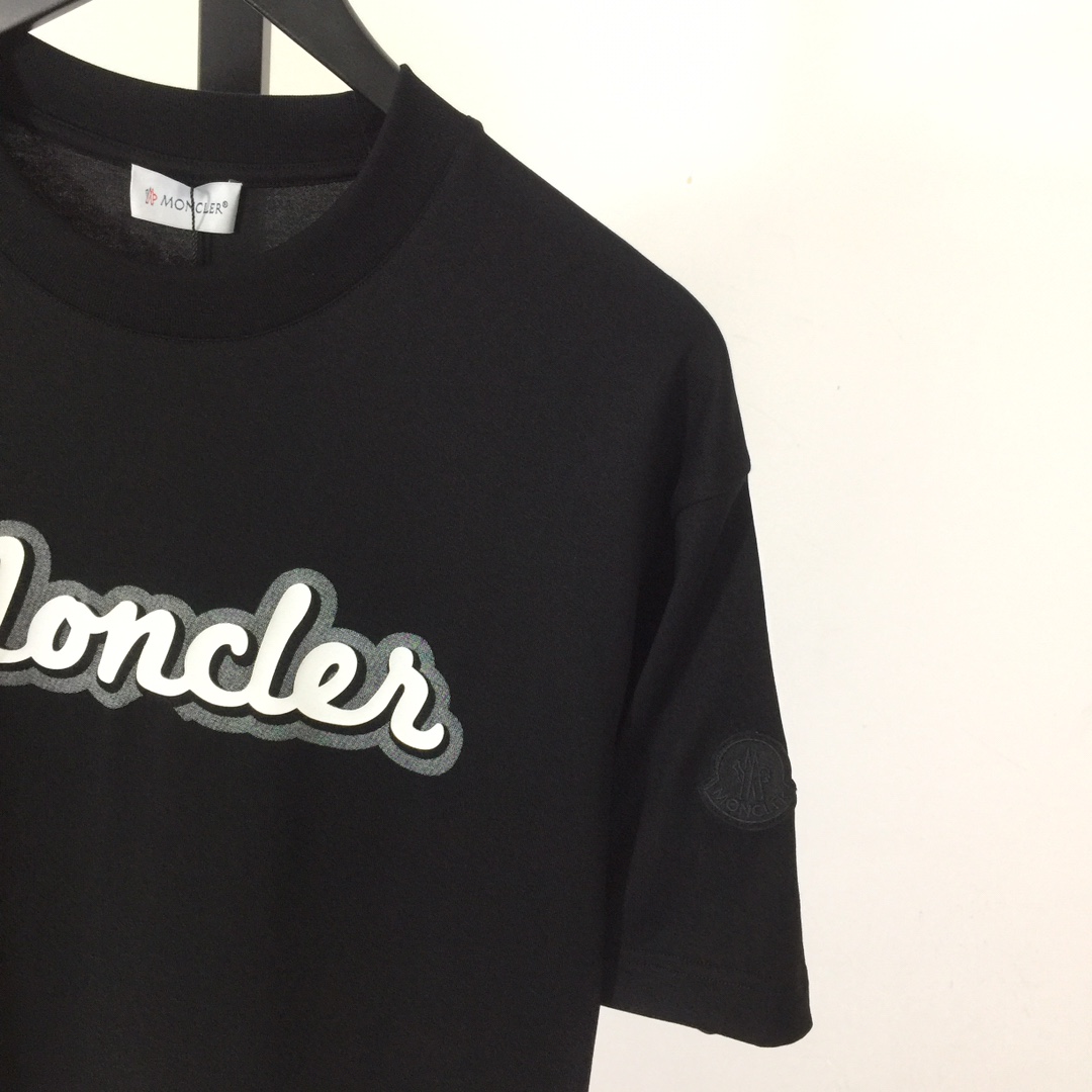 Moncler Logo T-Shirt - FashionPlug