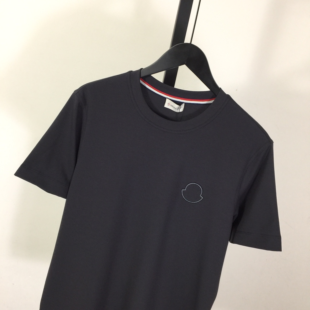Moncler Logo T-Shirt - FashionPlug