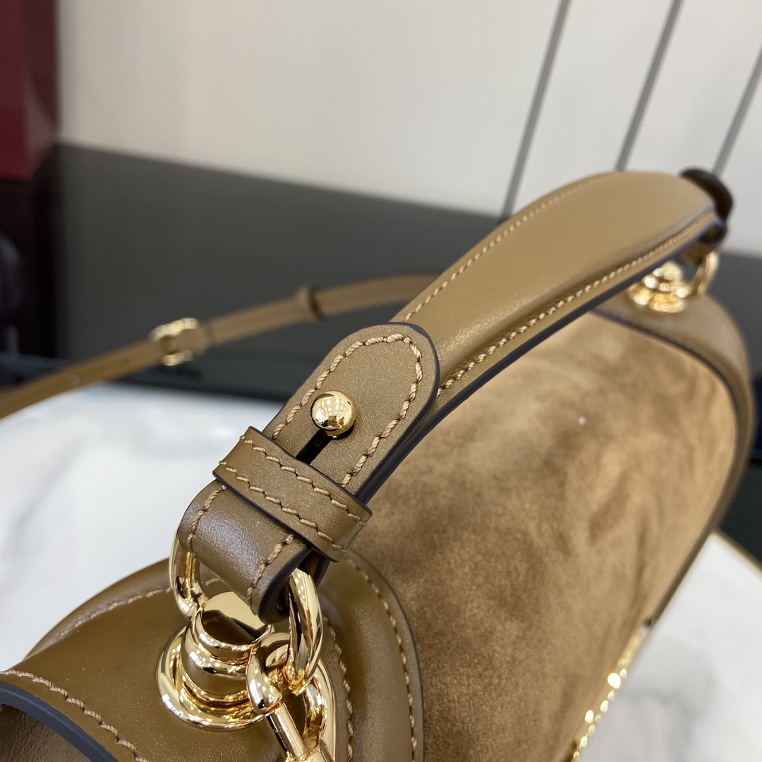 Gucci Blondie Medium Top Handle Bag - FashionPlug