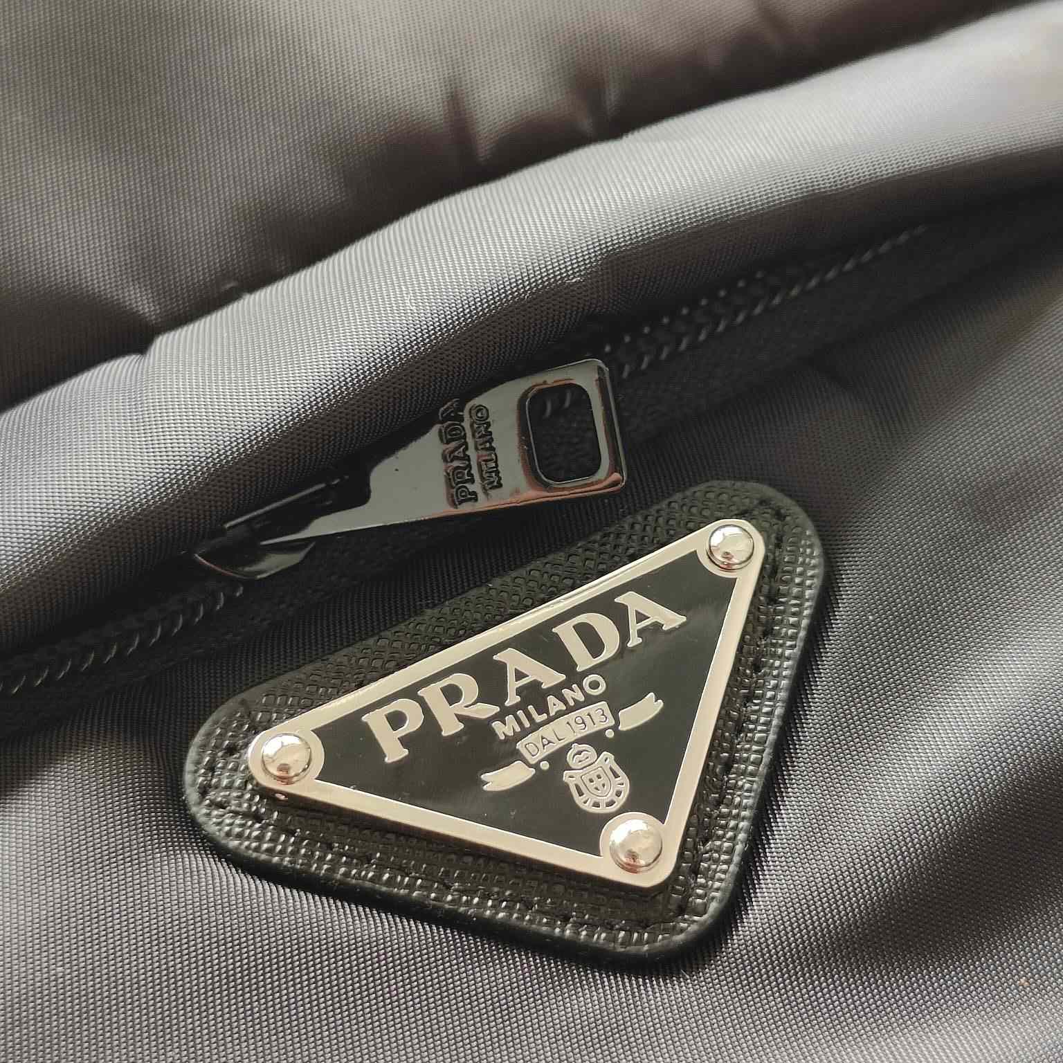 Prada Puffer Vest - FashionPlug