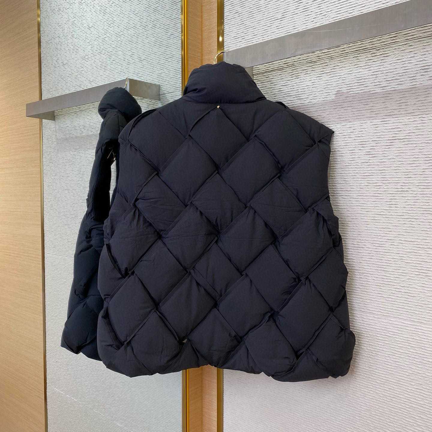 Bottega Veneta Puffer Vest - FashionPlug