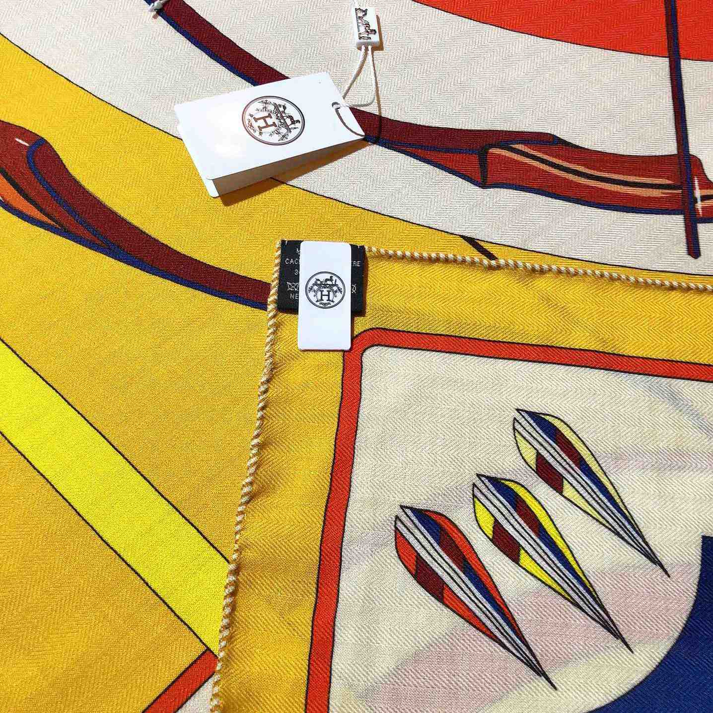 Hermes Giant Triangle - FashionPlug