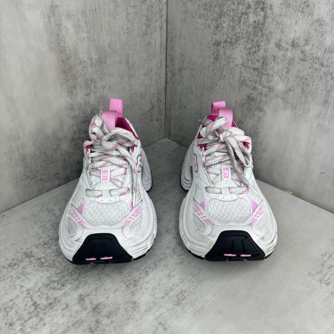 Balenciaga 6XL Sneaker In White, Light pink, Grey And Black - FashionPlug