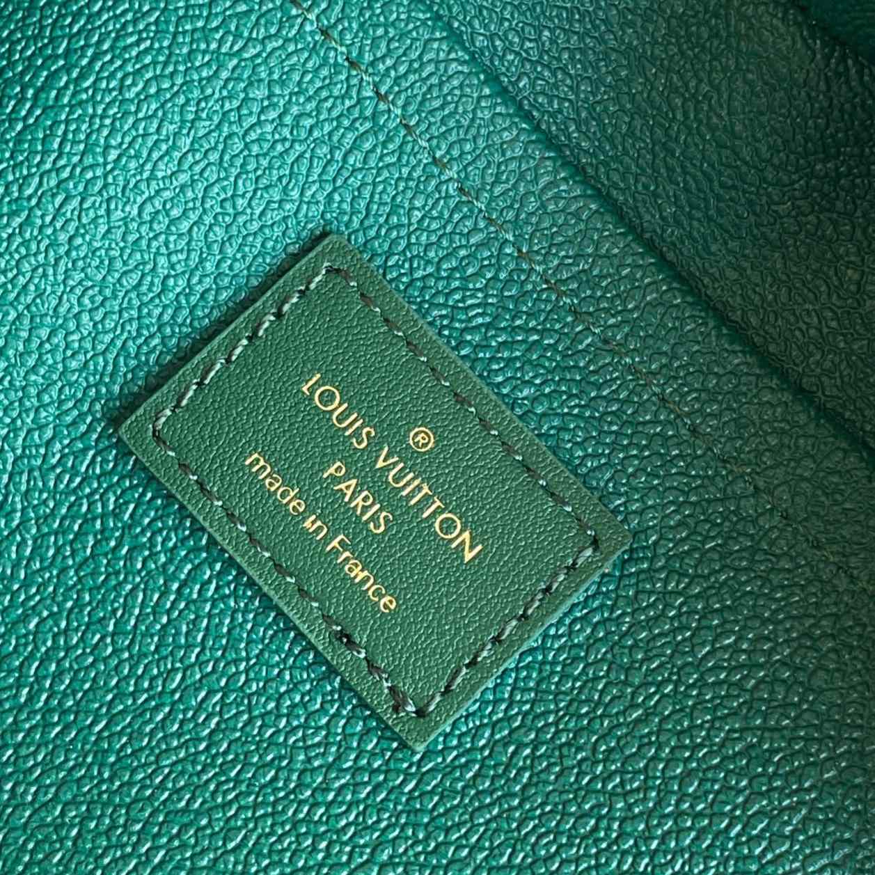 Louis Vuitton Locker Dopp Kit    M12688 - FashionPlug