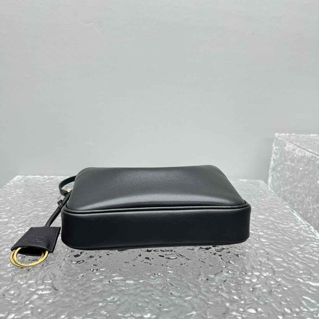 Balenciaga Rodeo Sling Pochette In Black - FashionPlug