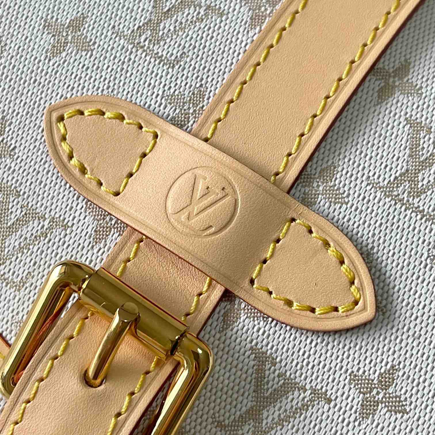 Louis Vuitton Saumur BB     M12327 - FashionPlug