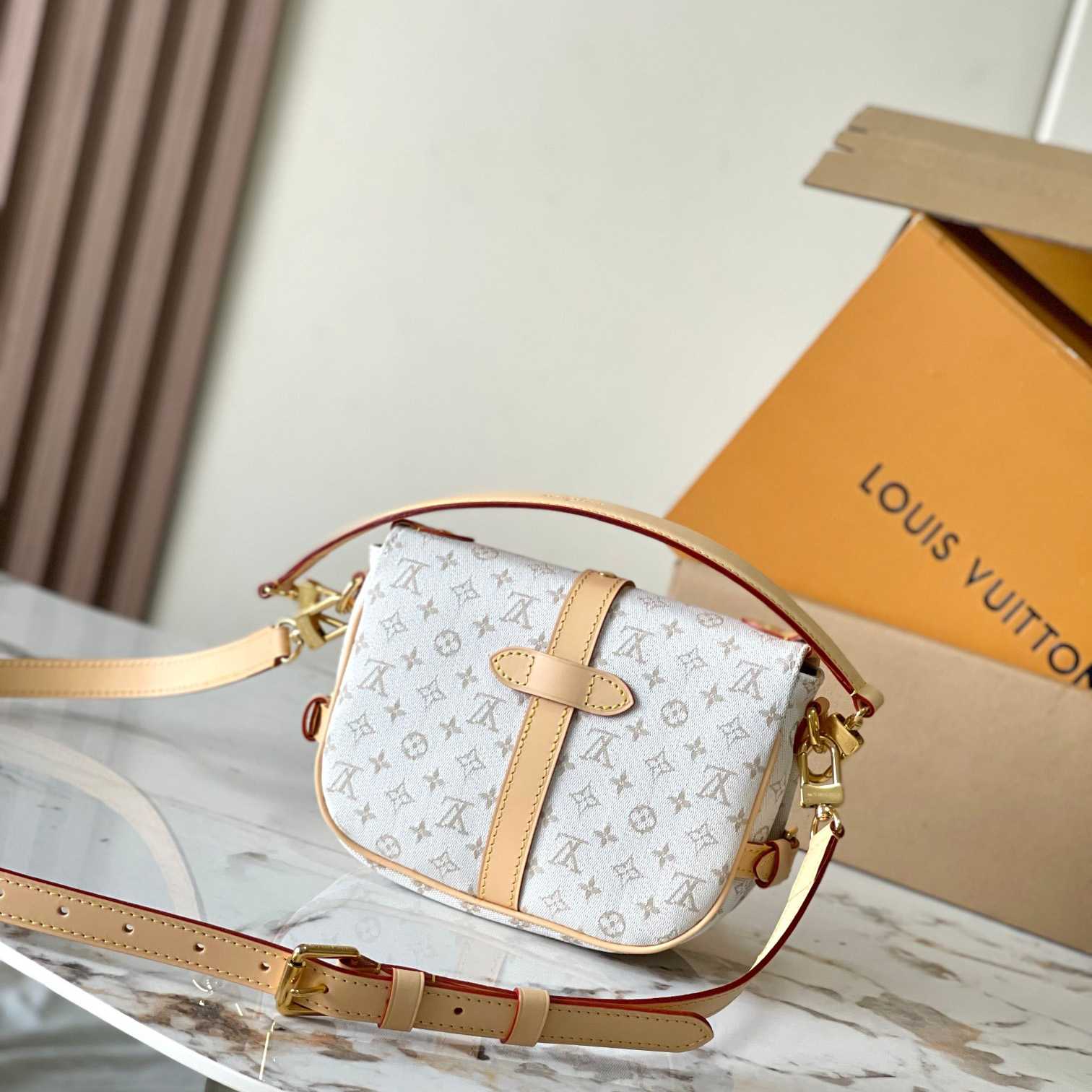 Louis Vuitton Saumur BB     M12327 - FashionPlug