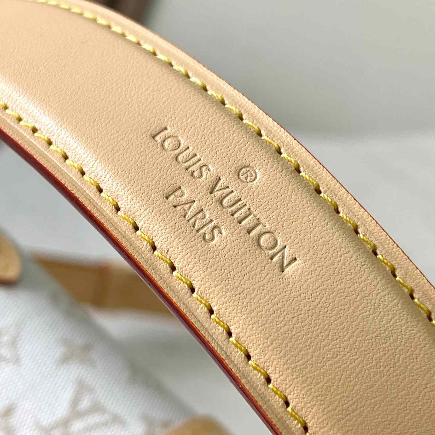 Louis Vuitton Saumur BB     M12327 - FashionPlug