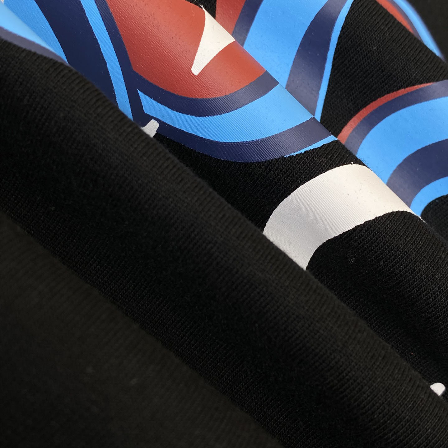 Gucci Printed Medium Cotton Jersey T-shirt - FashionPlug
