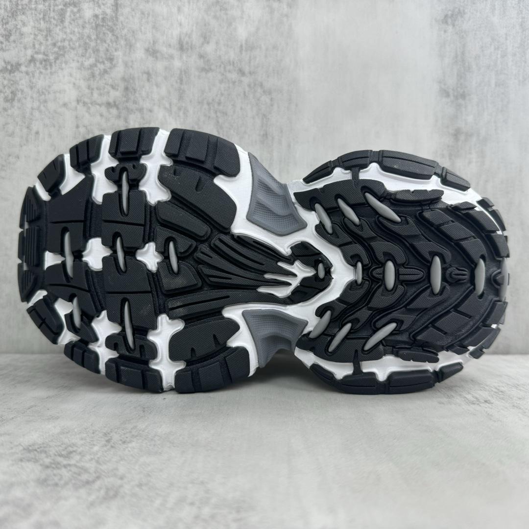 Balenciaga 6XL Sneaker  - FashionPlug