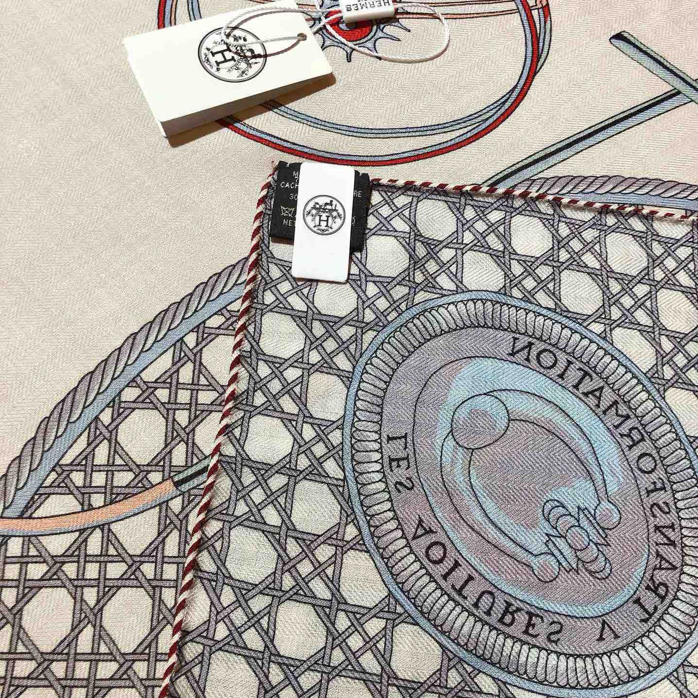 Hermes Giant Triangle - FashionPlug