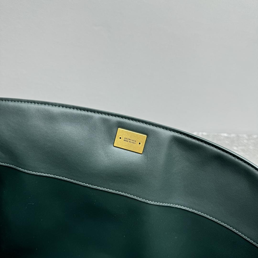 Balenciaga Rodeo Medium Handbag In Pine Green - FashionPlug