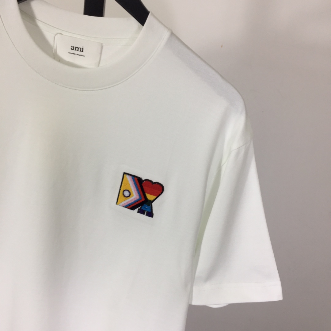 Amiri Logo T-Shirt - FashionPlug