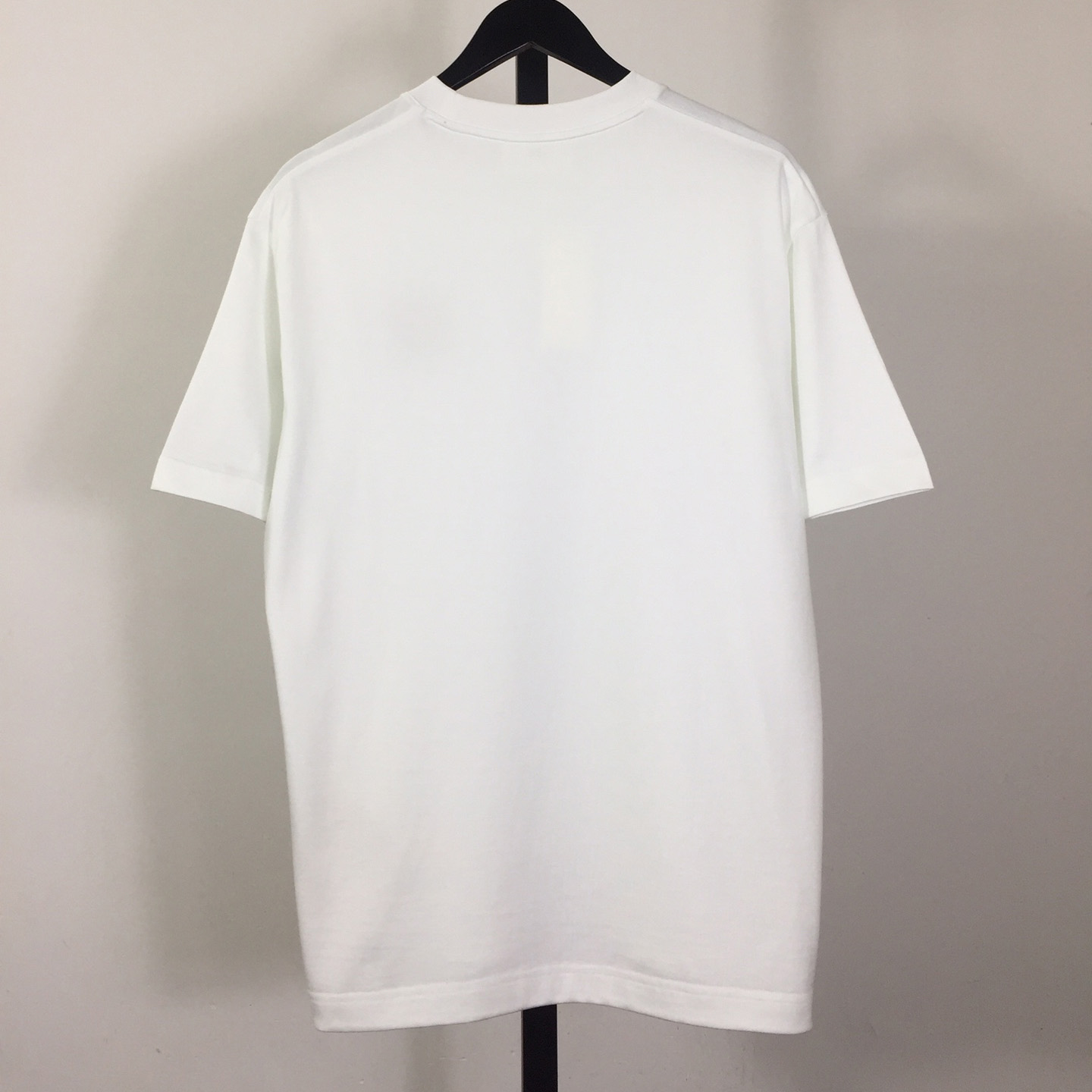 Amiri Logo T-Shirt - FashionPlug
