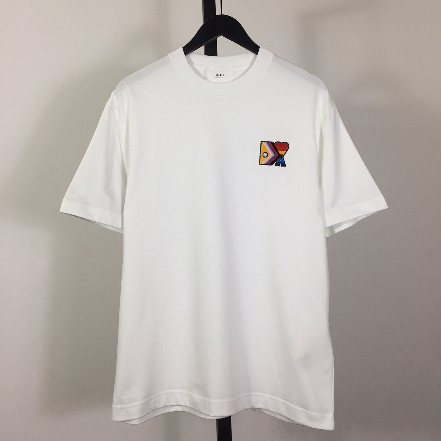 Amiri Logo T-Shirt - FashionPlug