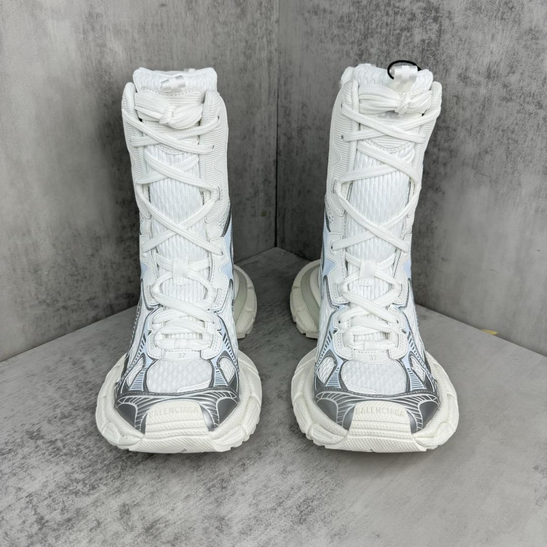 Balenciaga 5XL Sneaker  - FashionPlug