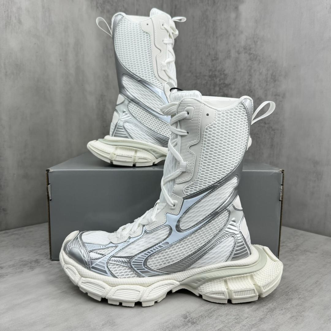 Balenciaga 5XL Sneaker  - FashionPlug