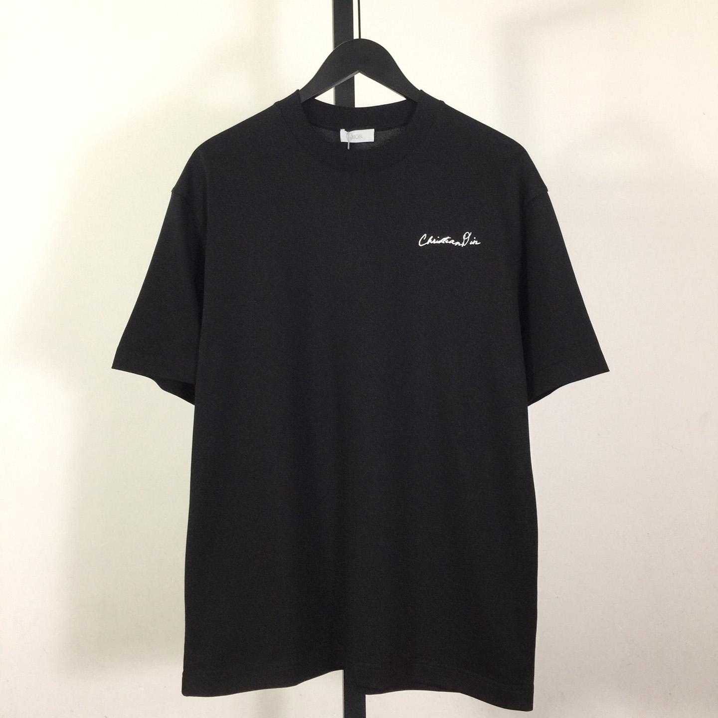 Dior Logo T-Shirt  - FashionPlug