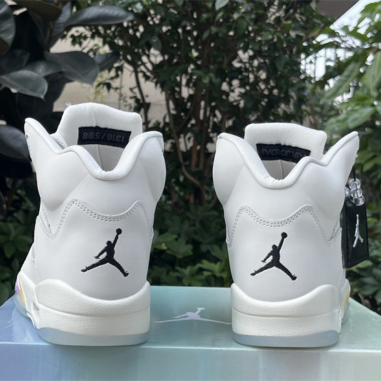 Jordan Air Jordan 5 Retro Sneakers     HF3183-001 - FashionPlug