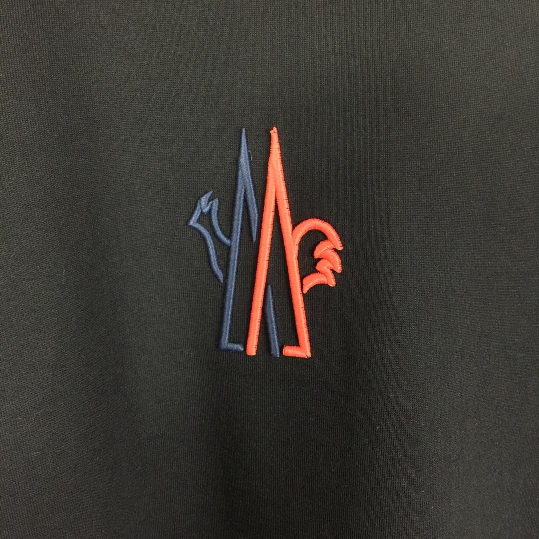 Moncler Logo Cotton T-shirt - FashionPlug
