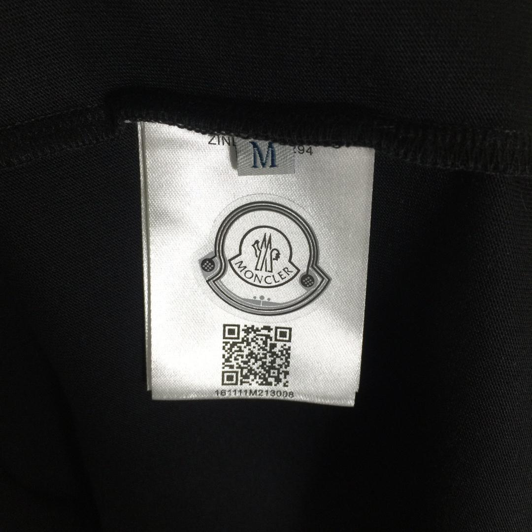 Moncler Logo Cotton T-shirt - FashionPlug