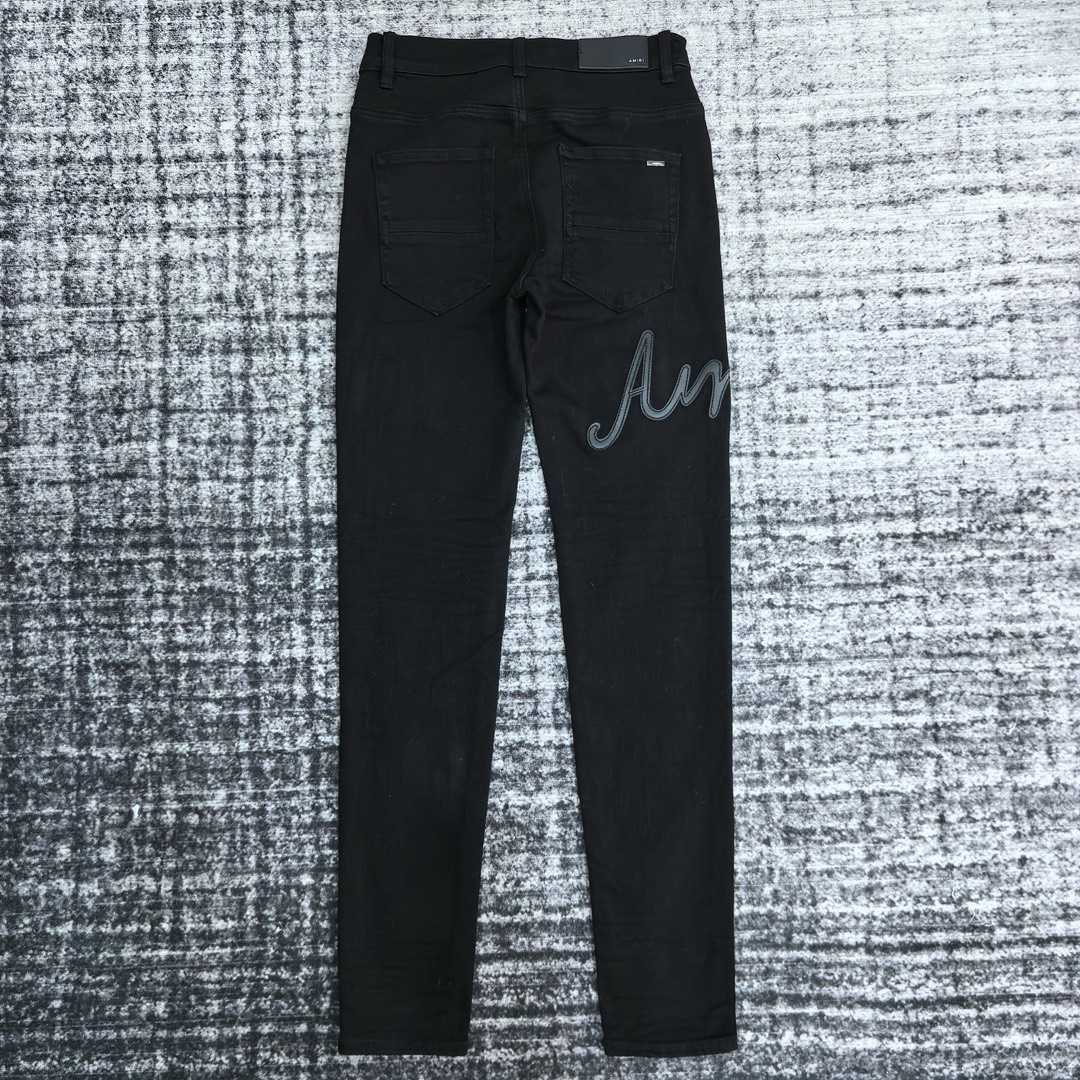 Amiri Slim Fit Jeans    692 - FashionPlug